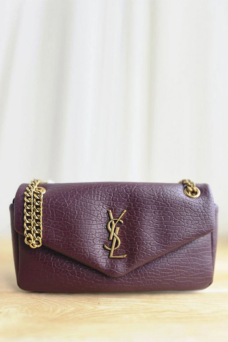 Yves Saint Laurent Кожаная сумка Calypso 27x13 см