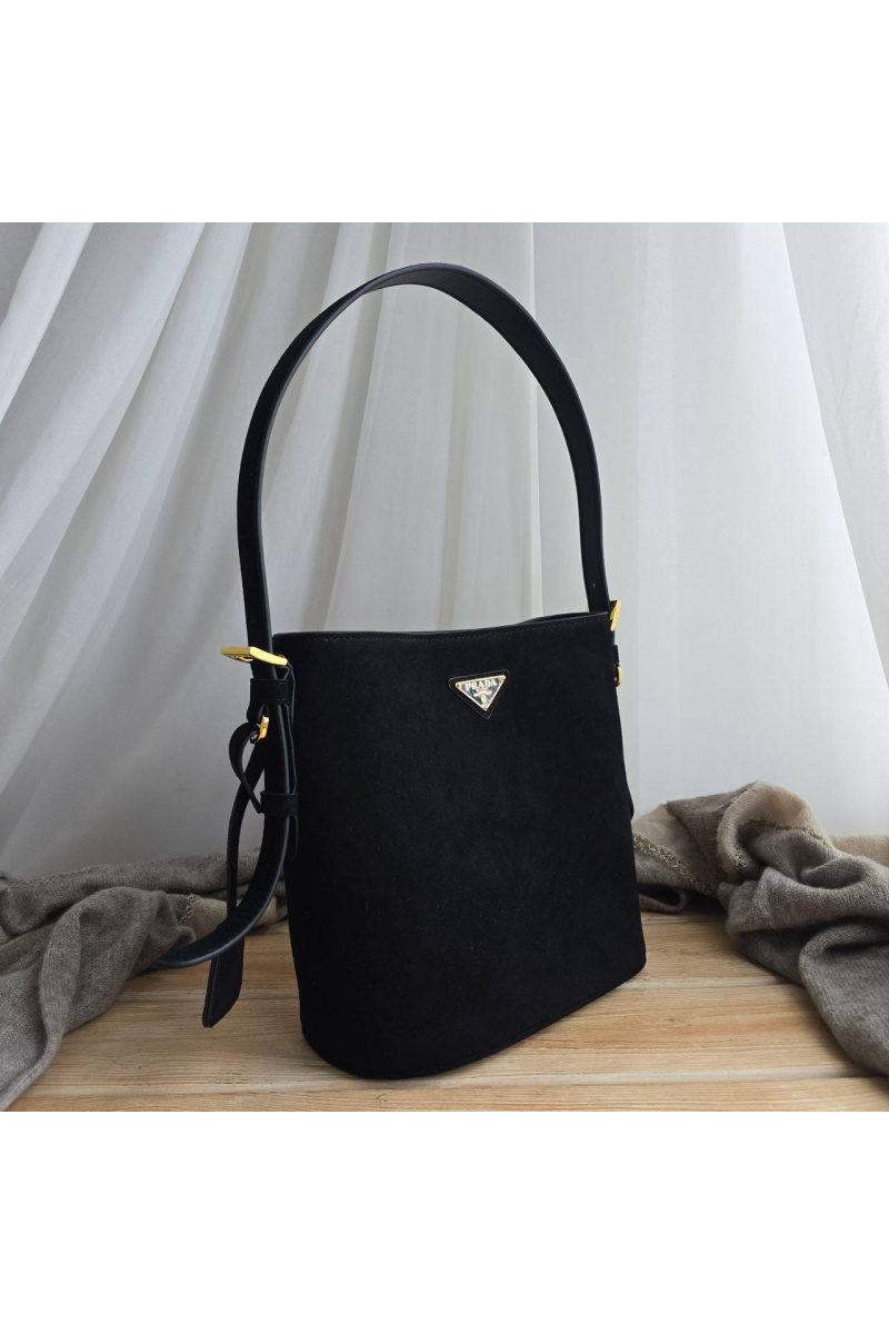Prada Замшевая сумка Bucket 24x22 см - Black