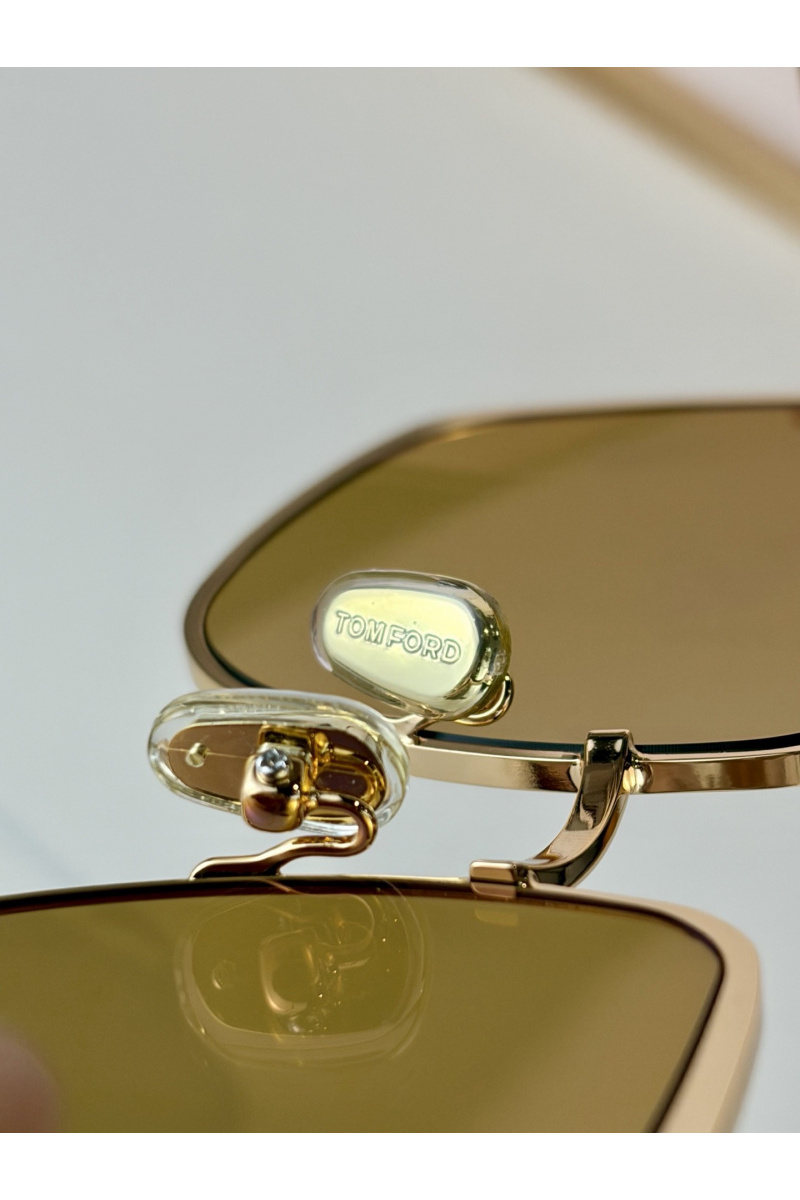 Tom Ford Солнцезащитные очки Tara