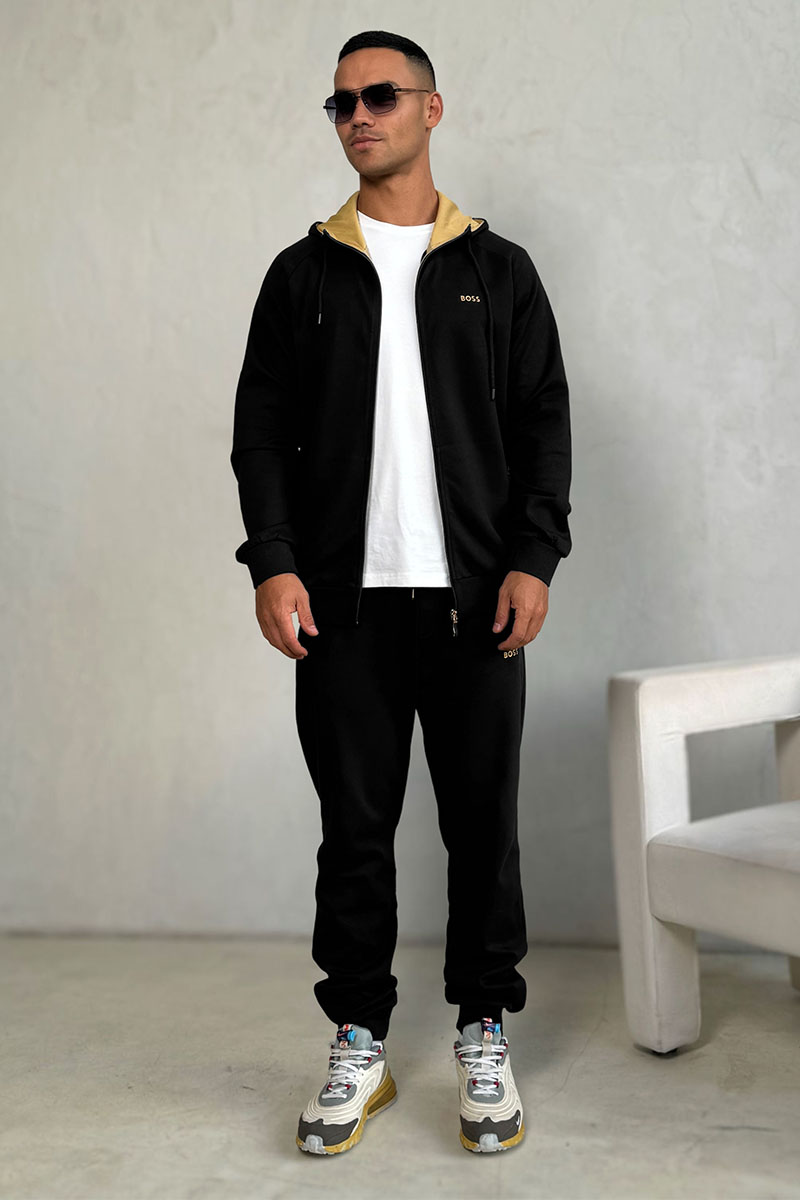 Hugо Воss Мужской чёрный костюм