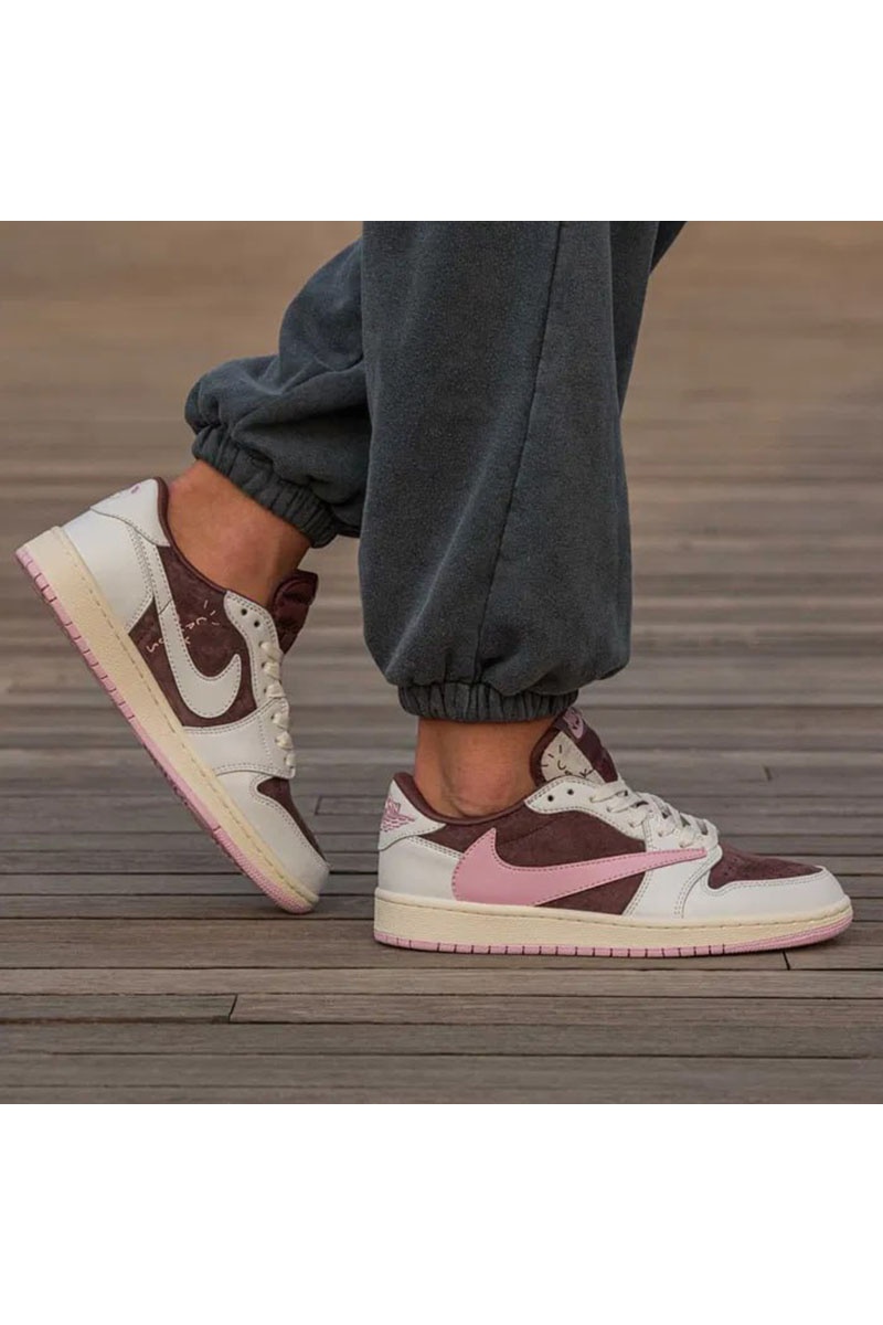 Nike Кроссовки Travis Scott x AJ1 Low "Pink Oxford"