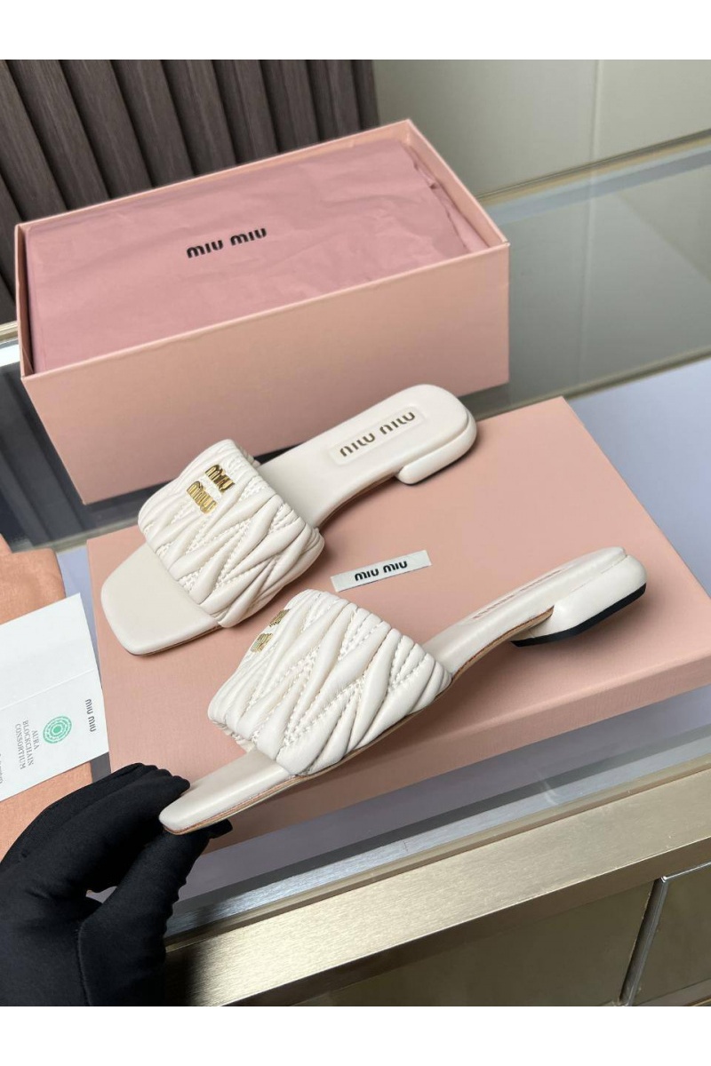 MIU MIU Женские шлёпанцы Premium - White