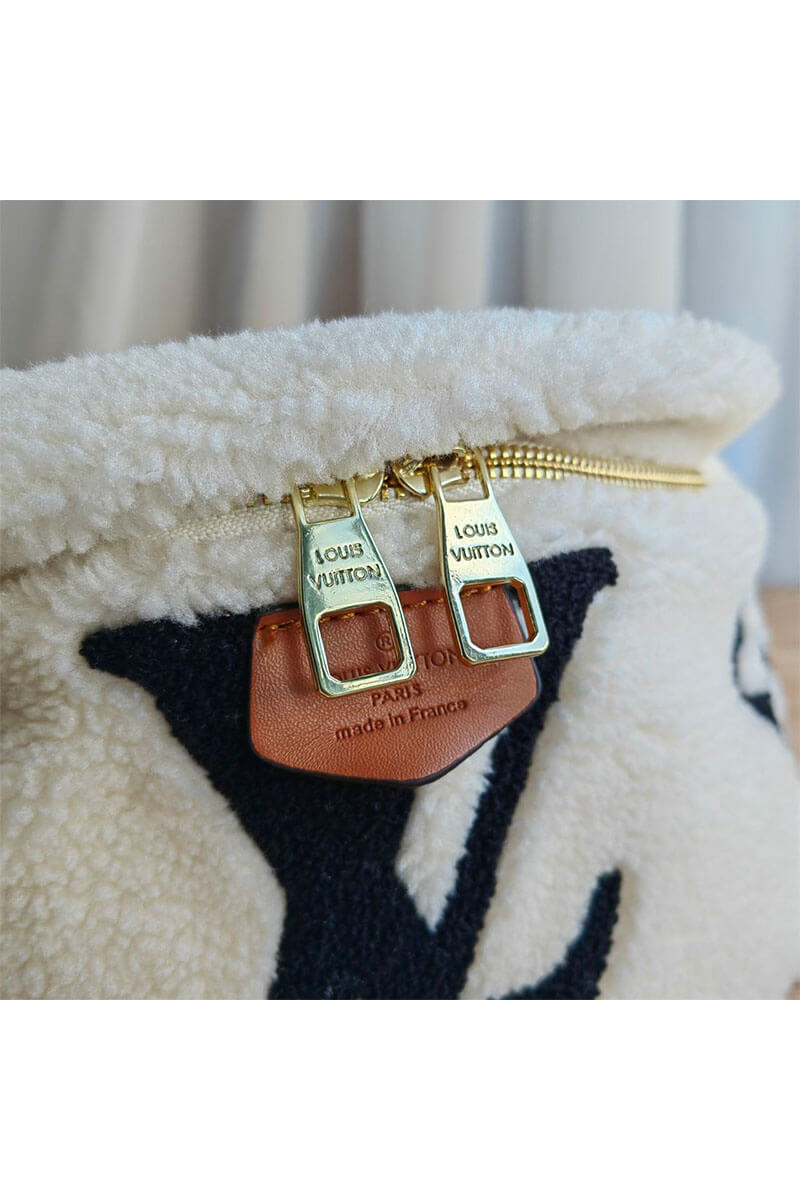 Lоuis Vuittоn Сумка на пояс Monogram Teddy 31x20 см - White 