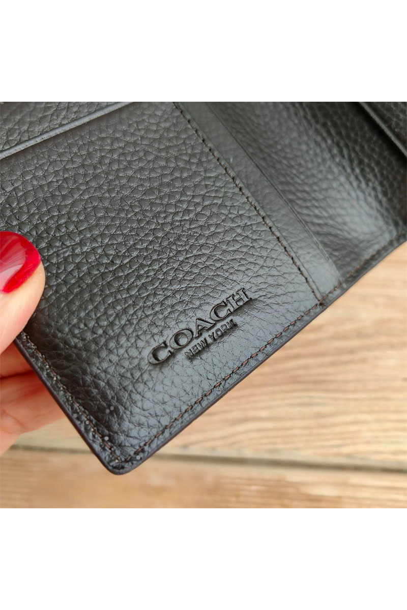Coach Кожаная обложка на паспорт Coach 14х9,5 см (3 расцветки)
