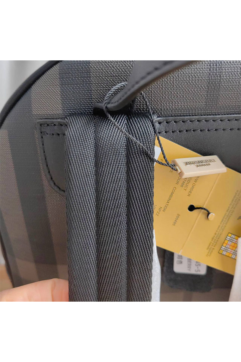 Burberry Кожаный рюкзак London Check 39х28x9 см