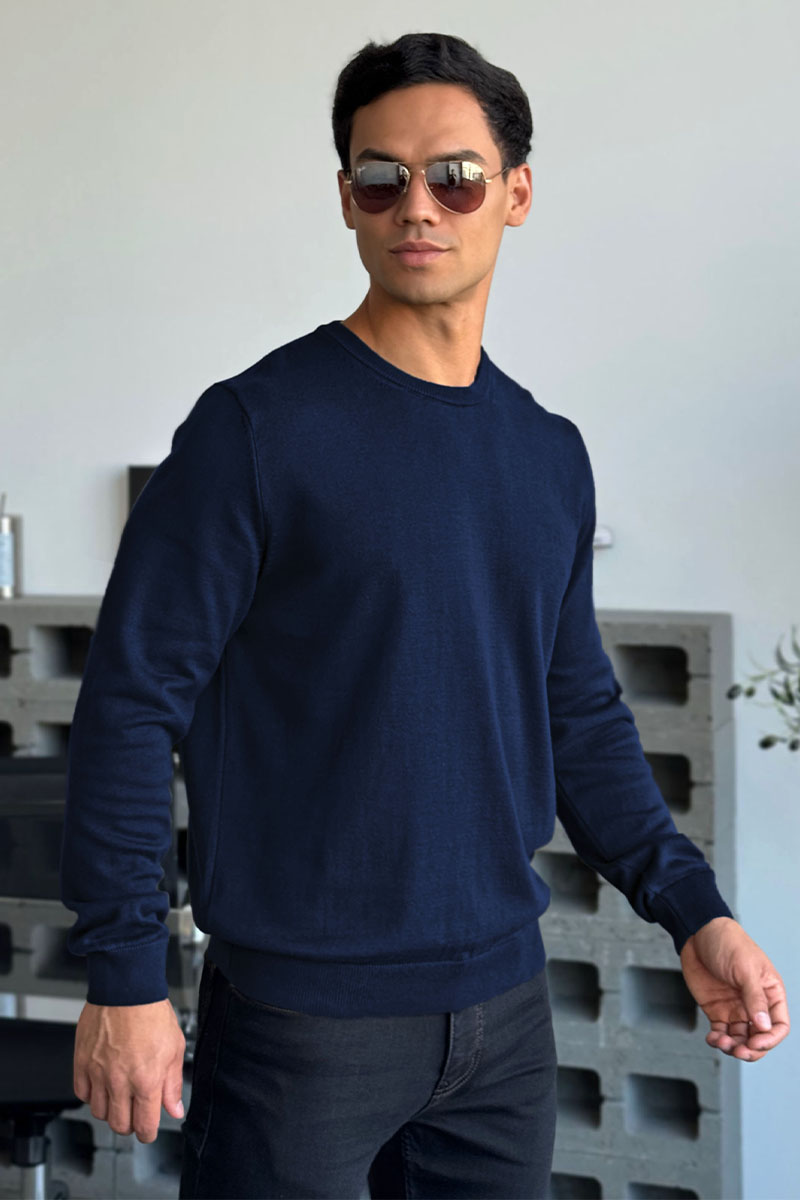 Emporio Armani EA7 Джемпер тёмно-синего цвета 