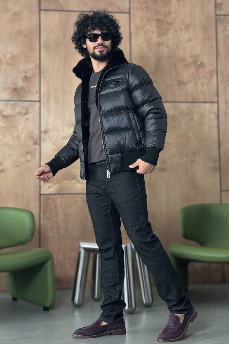 Dоlсе & Gаbbаnа Чёрная глянцевая куртка с меховым воротником