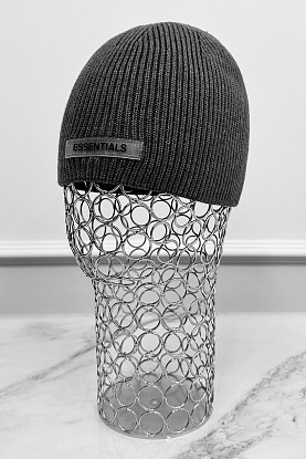 Серая шапка Fear Of God Essentials logo-patch