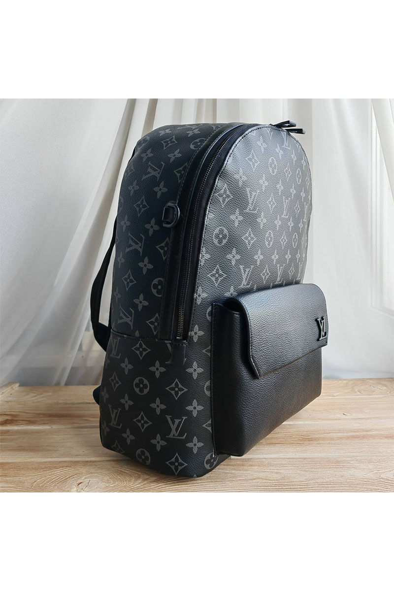 Lоuis Vuittоn Кожаный рюкзак Discovery Monogram Eclipse 40х30 см