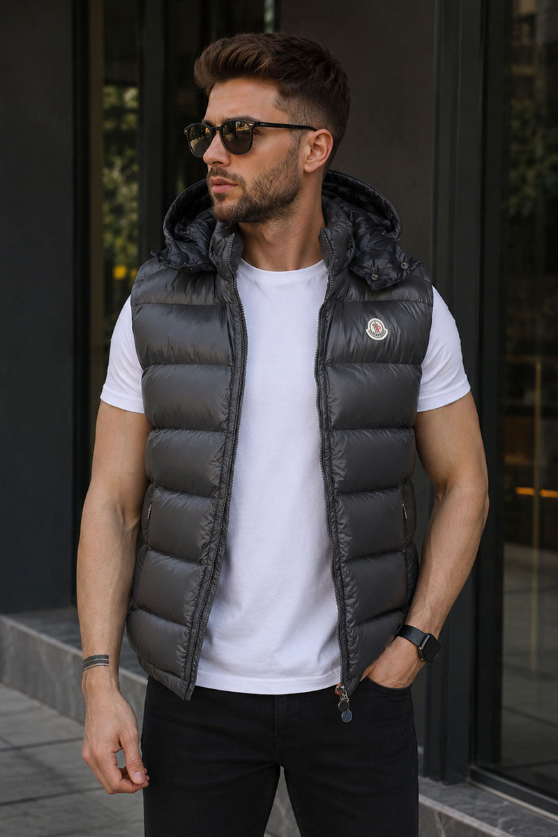 Moncler Мужской жилет logo-patch - Grey 