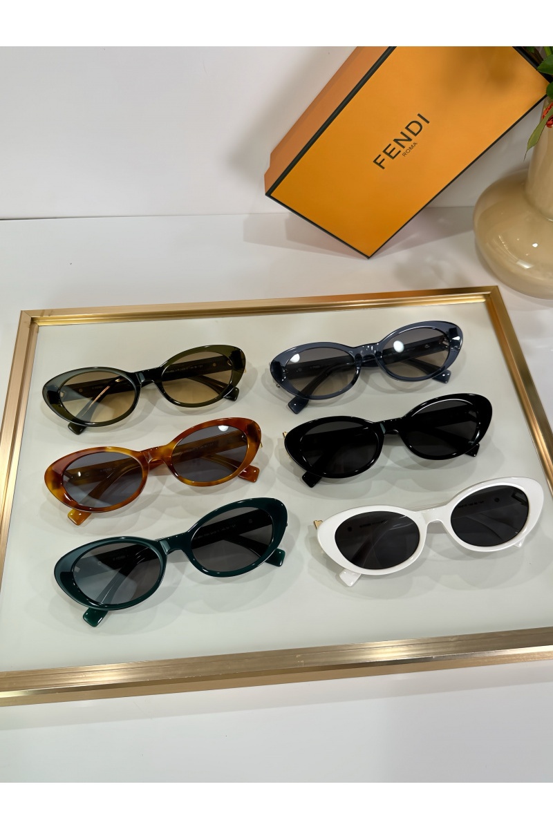 Fendi Солнцезащитные очки 