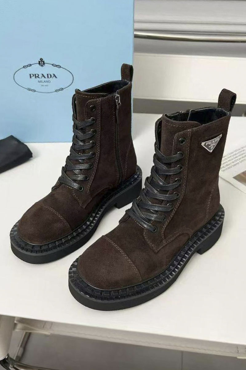 Prada Женские замшевые ботинки 