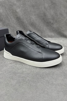 Мужские кроссовки Triple Stitch - Black / White