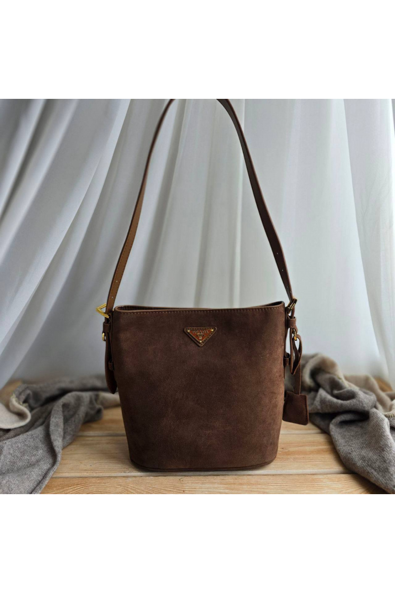 Prada Замшевая сумка Bucket 24x22 см - Brown