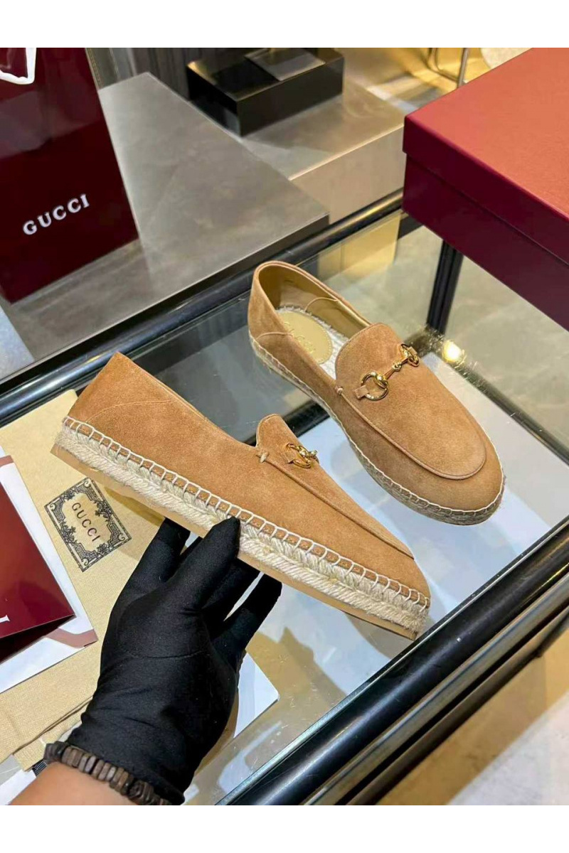 Gucci Женские замшевые лоферы GG Horsebit premium