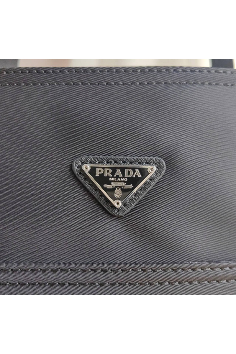 Prada Женская сумка-тоут Re-Nylon 30x28 см