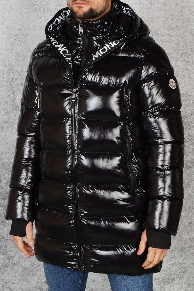 Moncler Утеплённая брендовая парка чёрного цвета