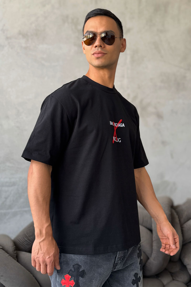 Balenciaga Чёрная оверсайз футболка Collaboration