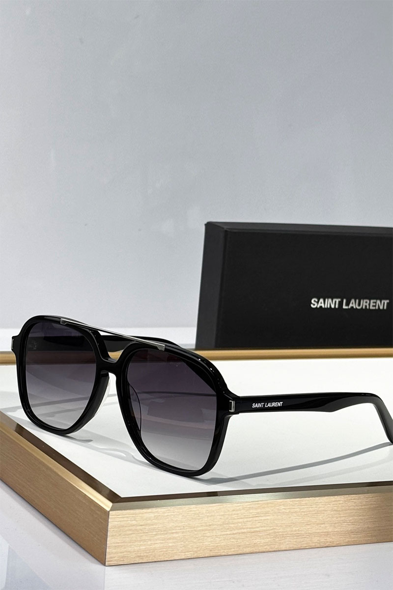 Yves Saint Laurent Солнцезащитные очки 