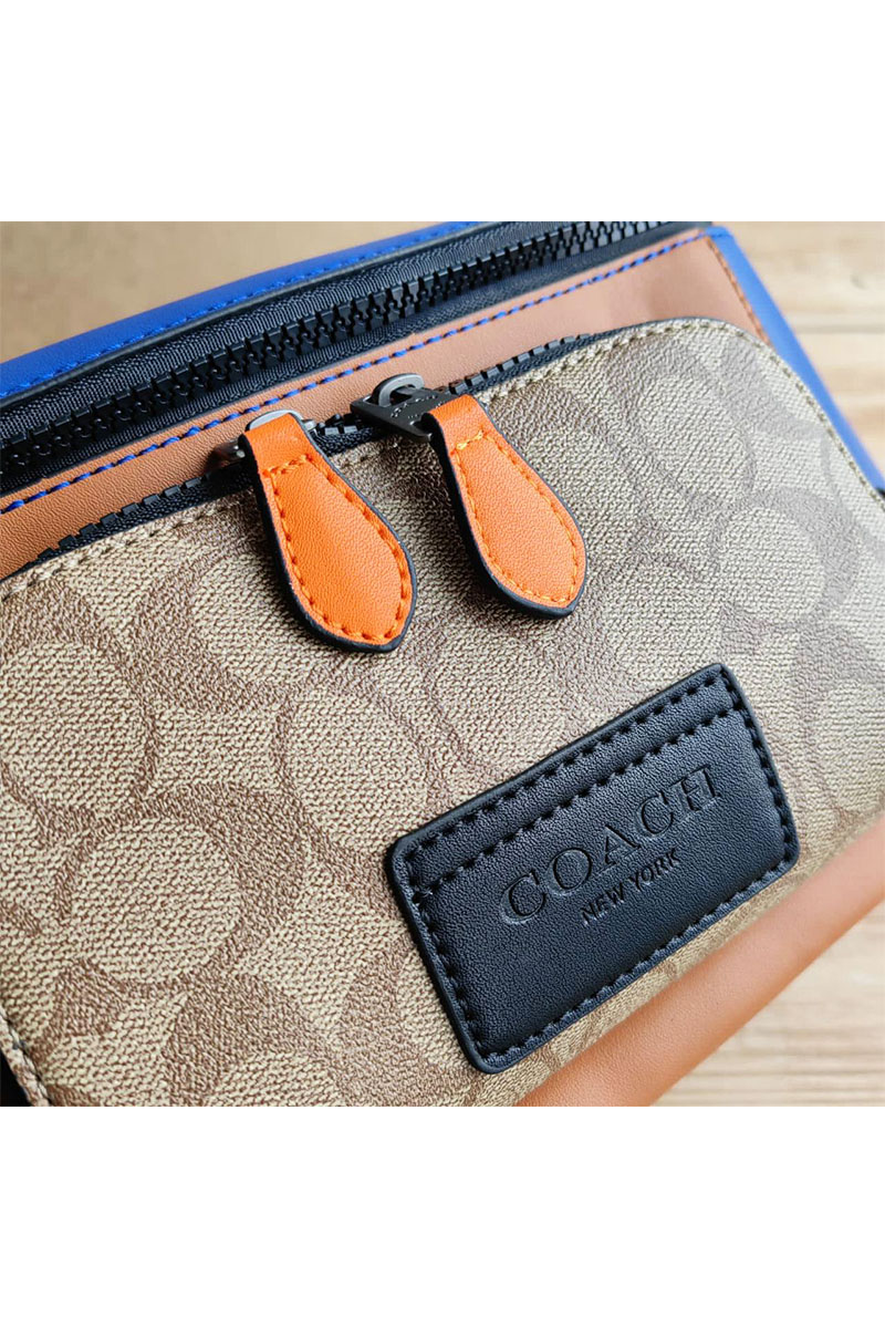 Coach Кожаная сумка на пояс Coach Track - Beige / Blue
