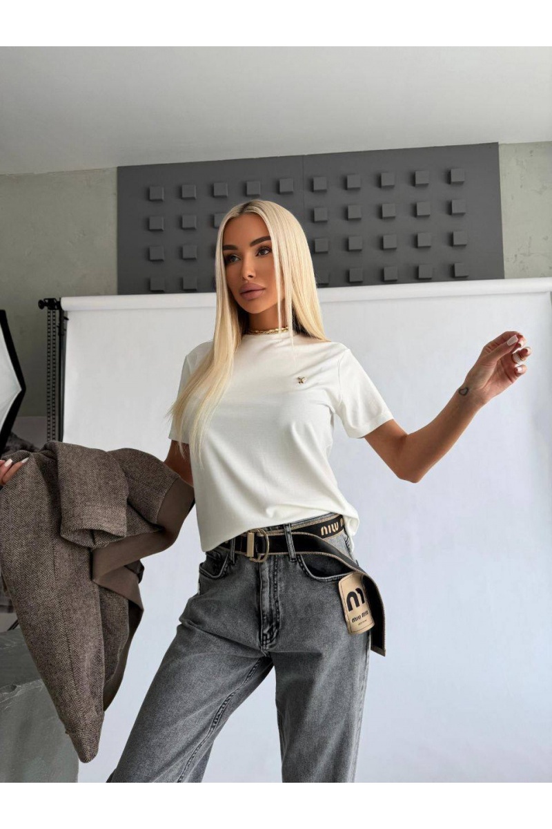 Designer Clothing Женская базовая футболка Ami белого цвета premium