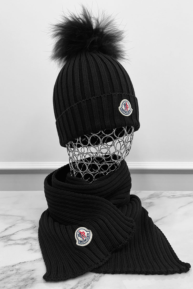 Moncler Комплект из шапки и шарфа чёрного цвета logo-patch