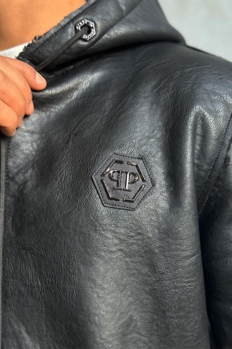 Philliр Рlеin Мужское утеплённое пальто чёрного цвета 