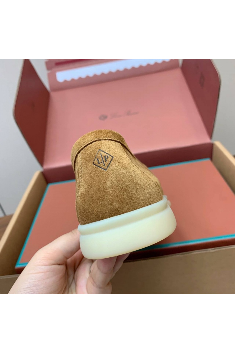 Loro Piana Женские замшевые лоферы Summer Charms Walk premium