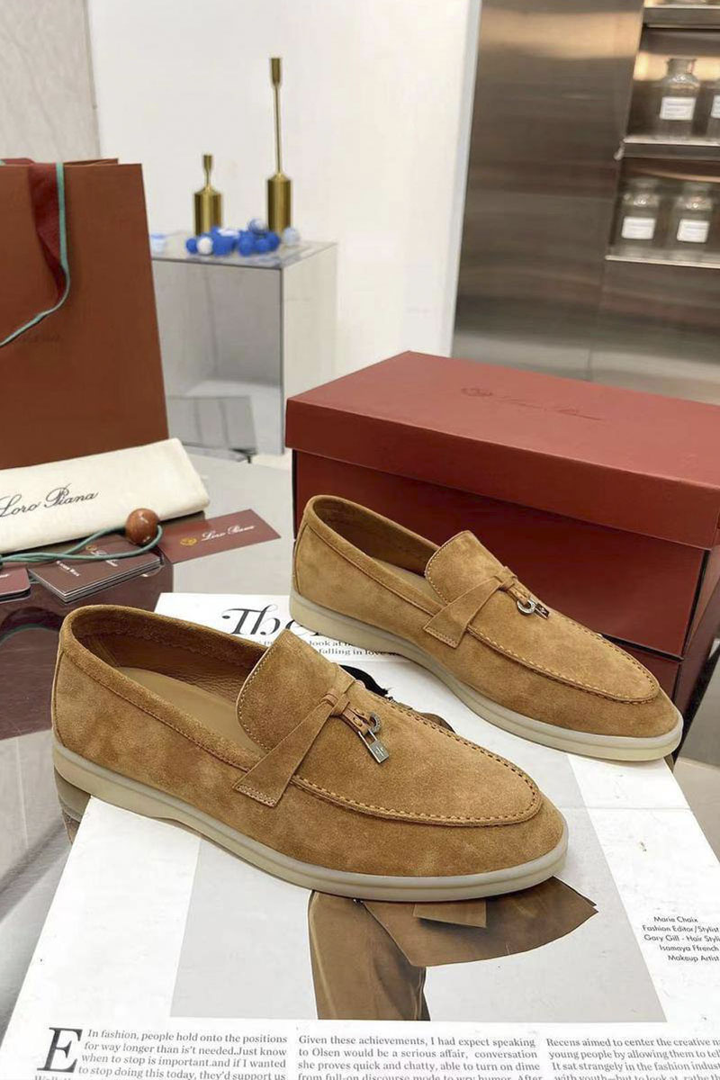 Loro Piana Женские замшевые лоферы Summer Charms Walk premium
