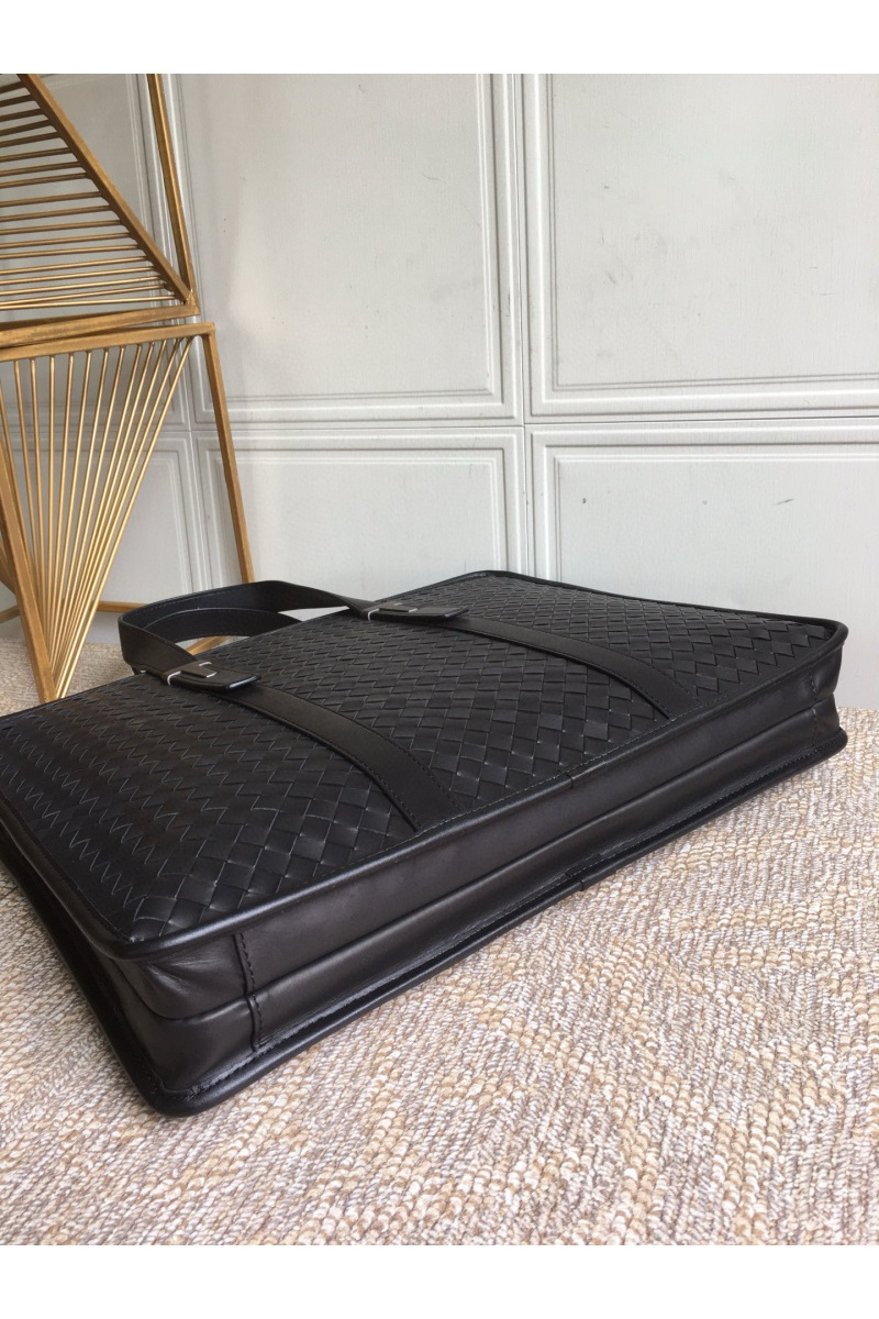 Bottega Veneta Кожаный портфель Premium 40x31x6 см