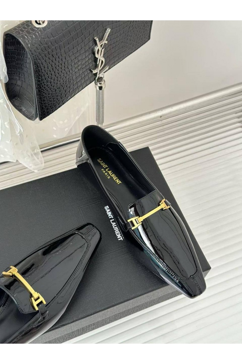 Yves Saint Laurent Женские кожаные лоферы чёрного цвета premium
