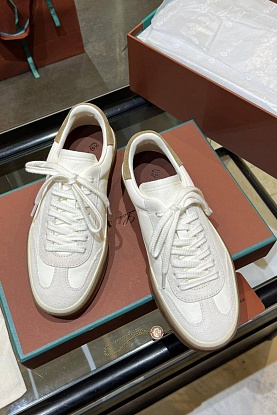 Женские замшевые кроссовки Premium - White