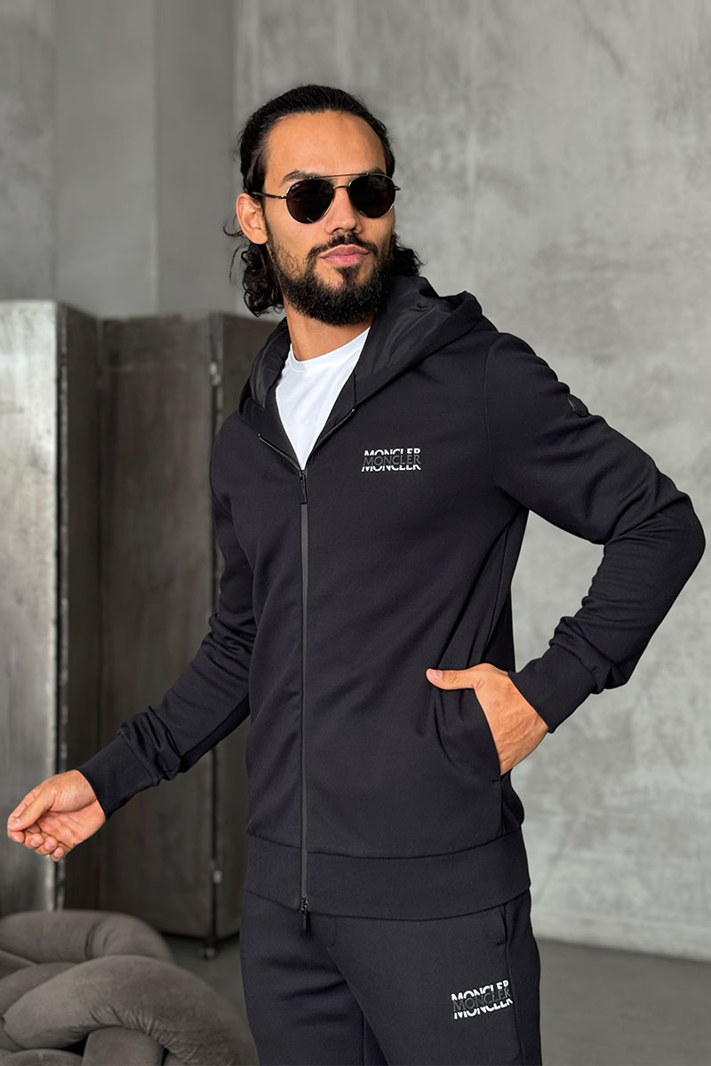 Moncler Чёрная кофта на молнии 
