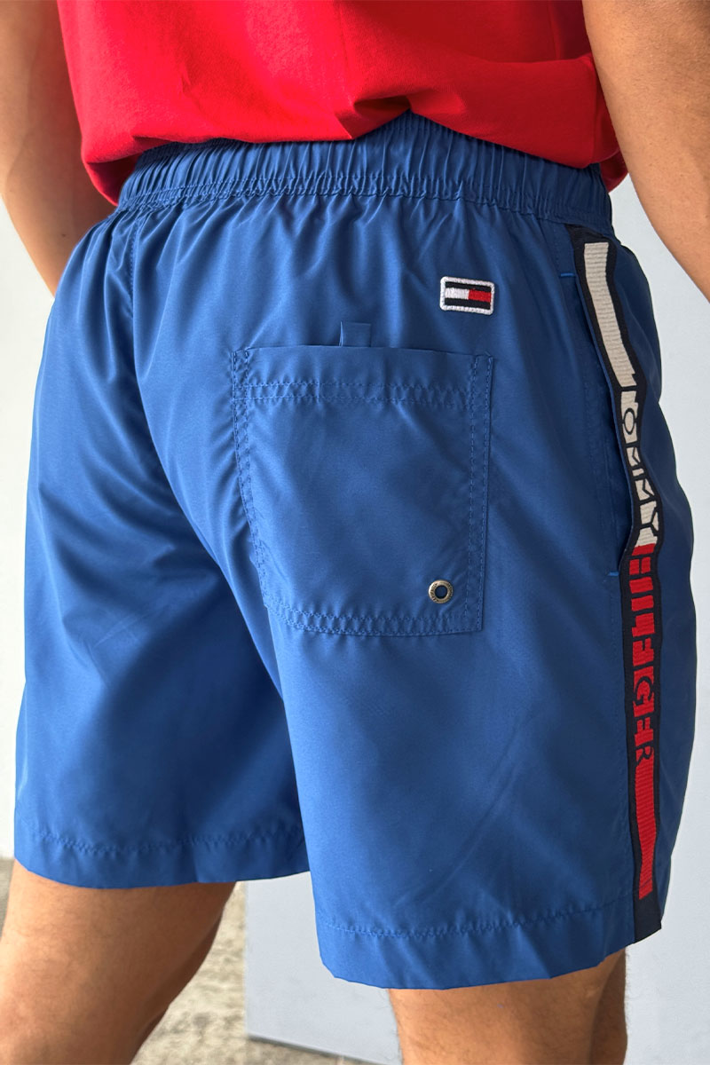 Tommy Hilfiger Шорты синего цвета taped logo