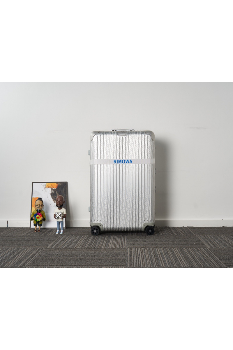Rimowa Чемодан Aluminum L Premium 79x48x27 см