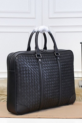 Кожаный портфель Premium 39x29x7 см