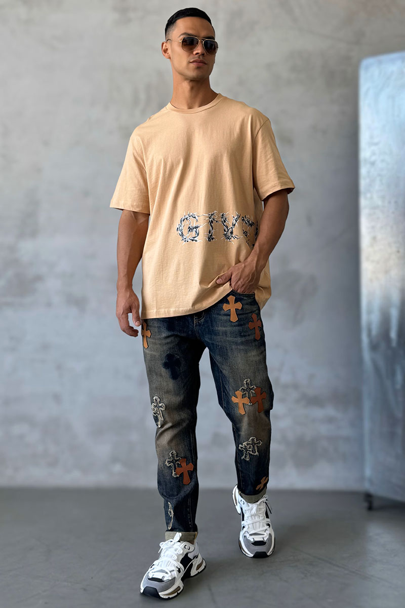 Givenchy Бежевая оверсайз футболка Barbed Wire