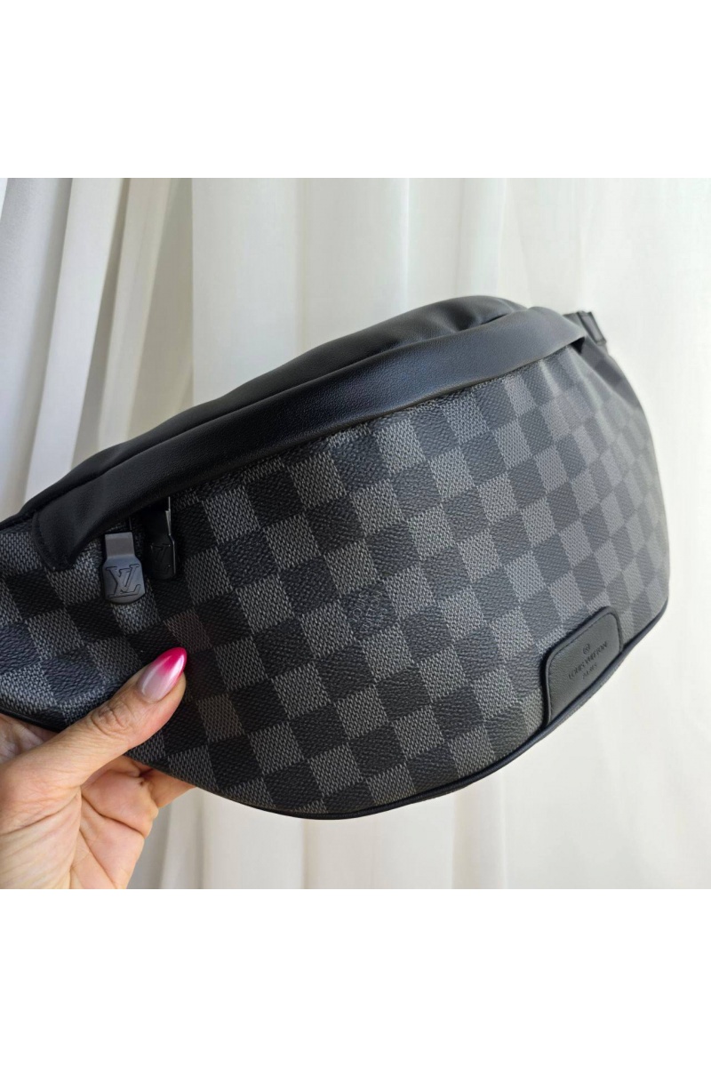 Lоuis Vuittоn Кожаная сумка на пояс Discovery Damier Graphite