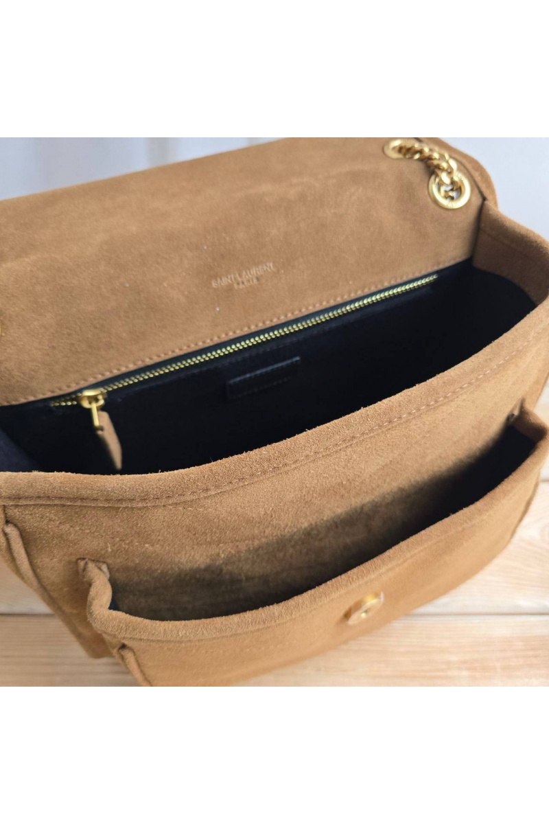 Yves Saint Laurent Замшевая сумка 22x15 см