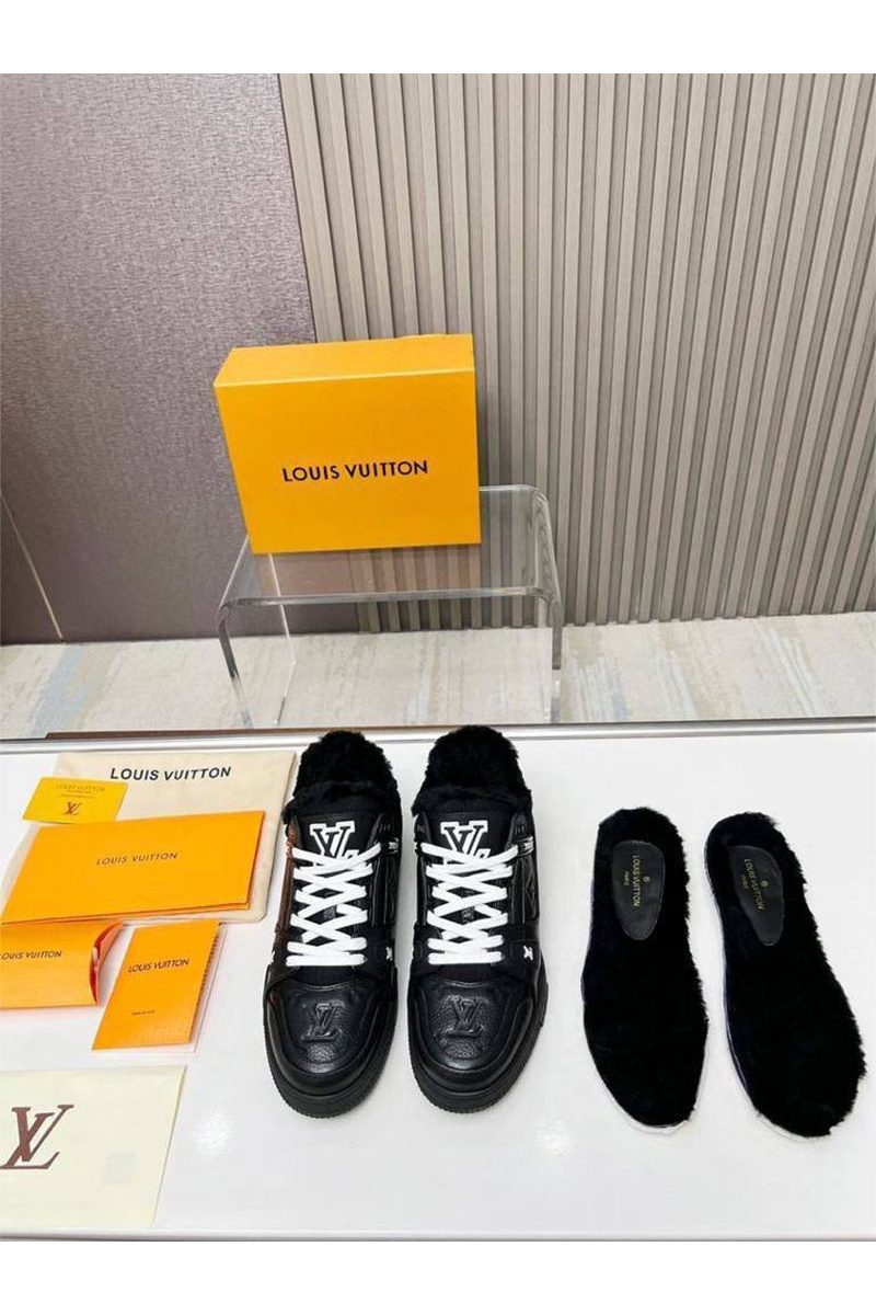 Lоuis Vuittоn Кожаные кроссовки с мехом Trainer Premium - Black