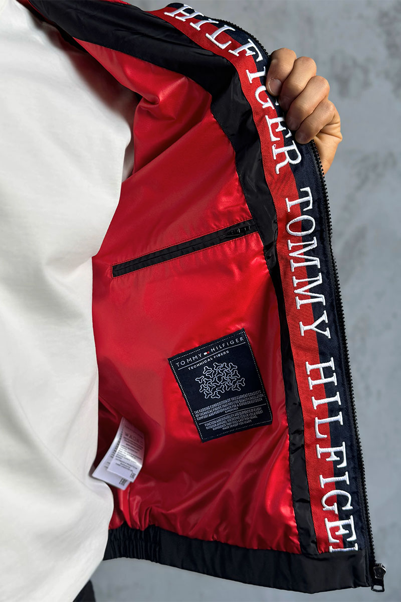 Tommy Hilfiger Мужская ветровка чёрного цвета