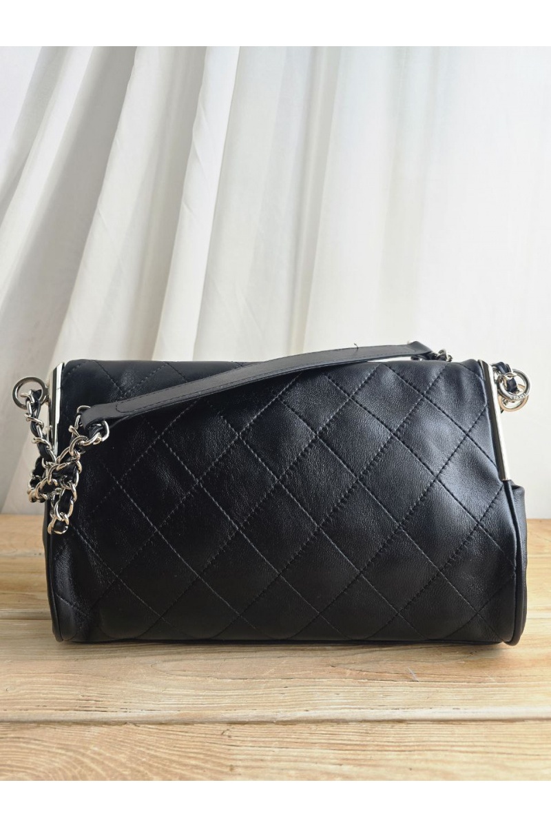 Chаnеl Кожаная сумка Ultimate Soft 30x19