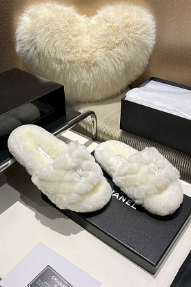 Женские меховые шлёпанцы Oran premium - White