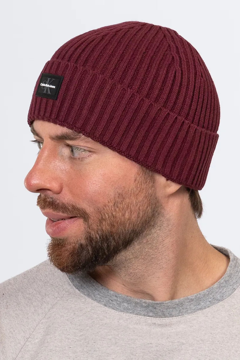 Calvin Klein Шапка logo-badge - Wine Berry