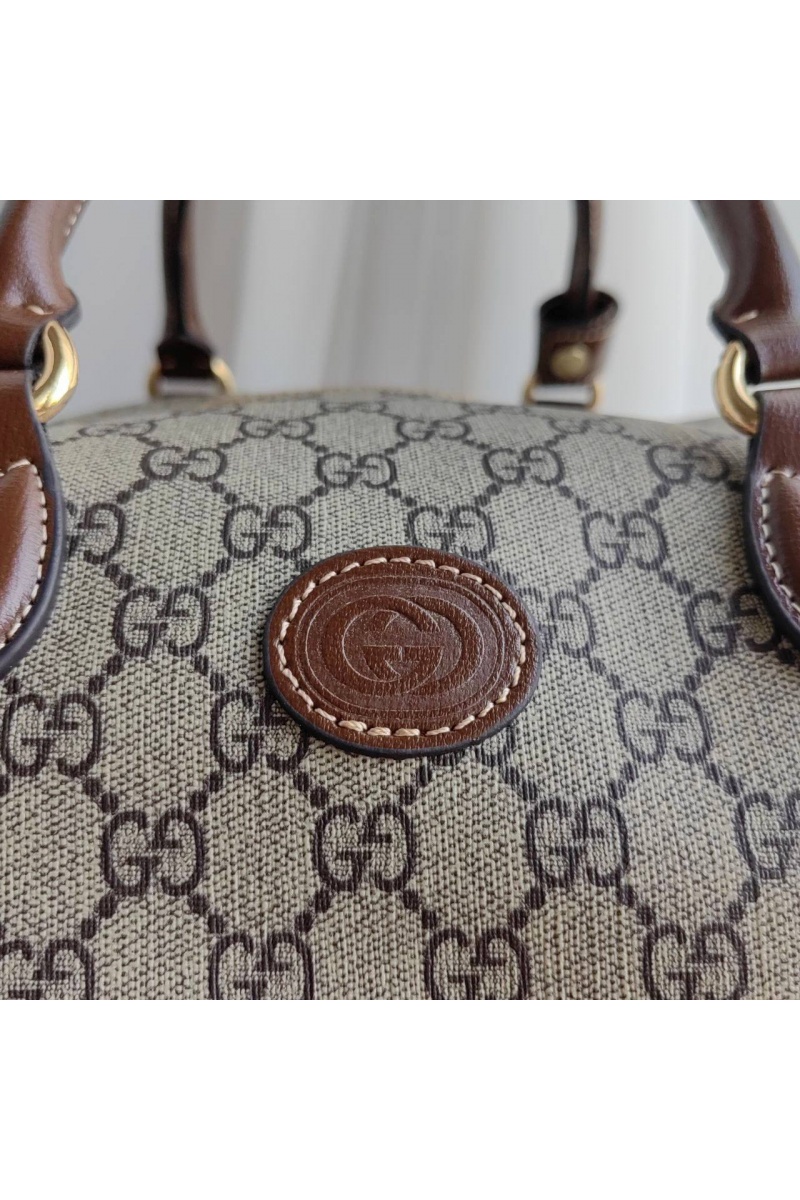 Gucci Дорожная сумка Interlocking G Duffle Bag in Beige 40x25 см