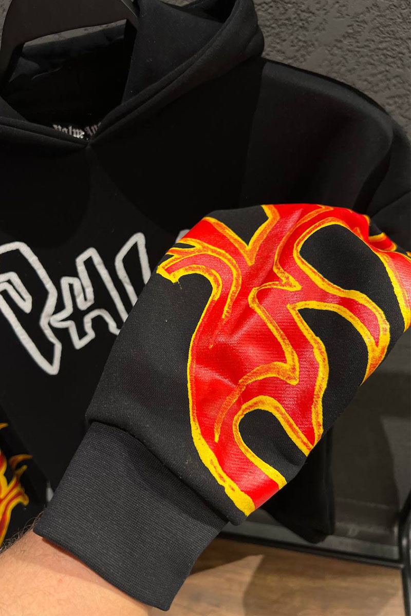 Palm Angels Чёрное худи Graffiti Flames logo-print