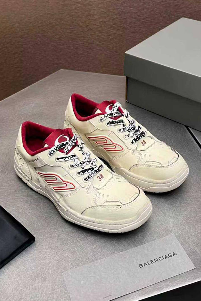 Balenciaga Женские кожаные кроссовки Hamptons Worn-Out premium