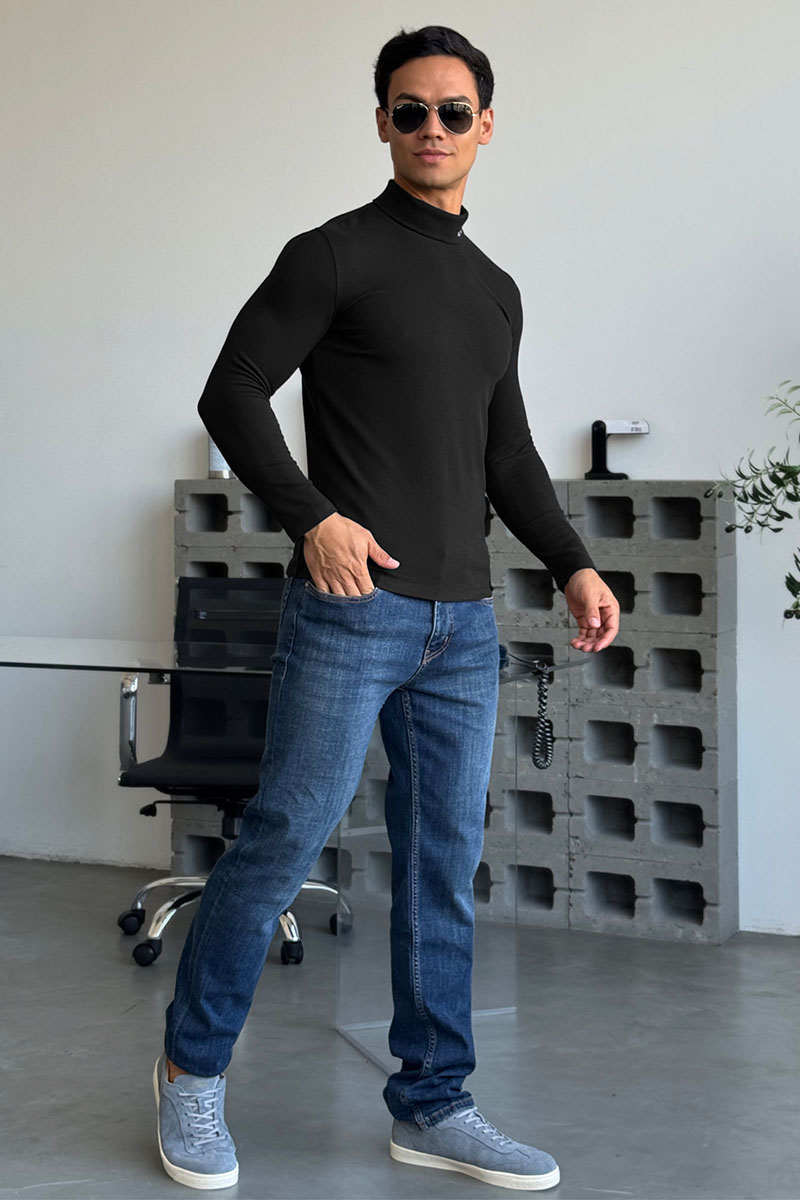 Moncler Утеплённая водолазка чёрного цвета 