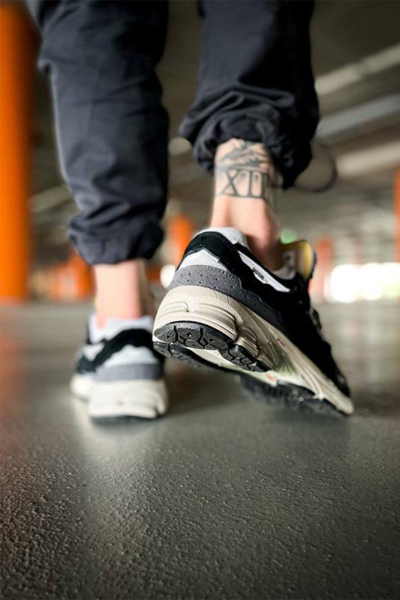 Sneakers Кроссовки 2002R Protection Pack "Black"