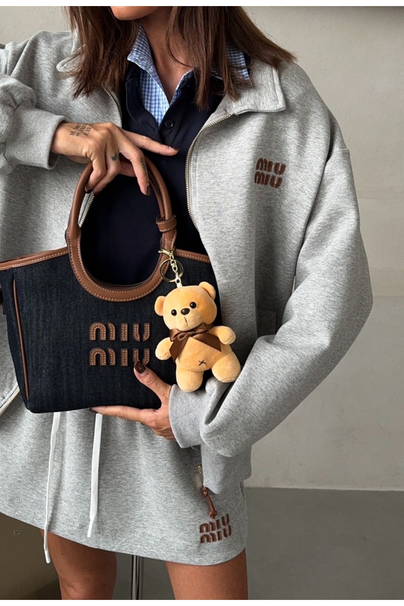 MIU MIU Женский костюм тройка серого цвета